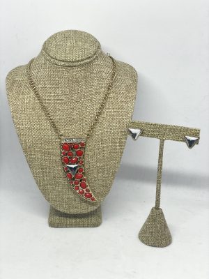 Juego de collar largo con brillantito dorado