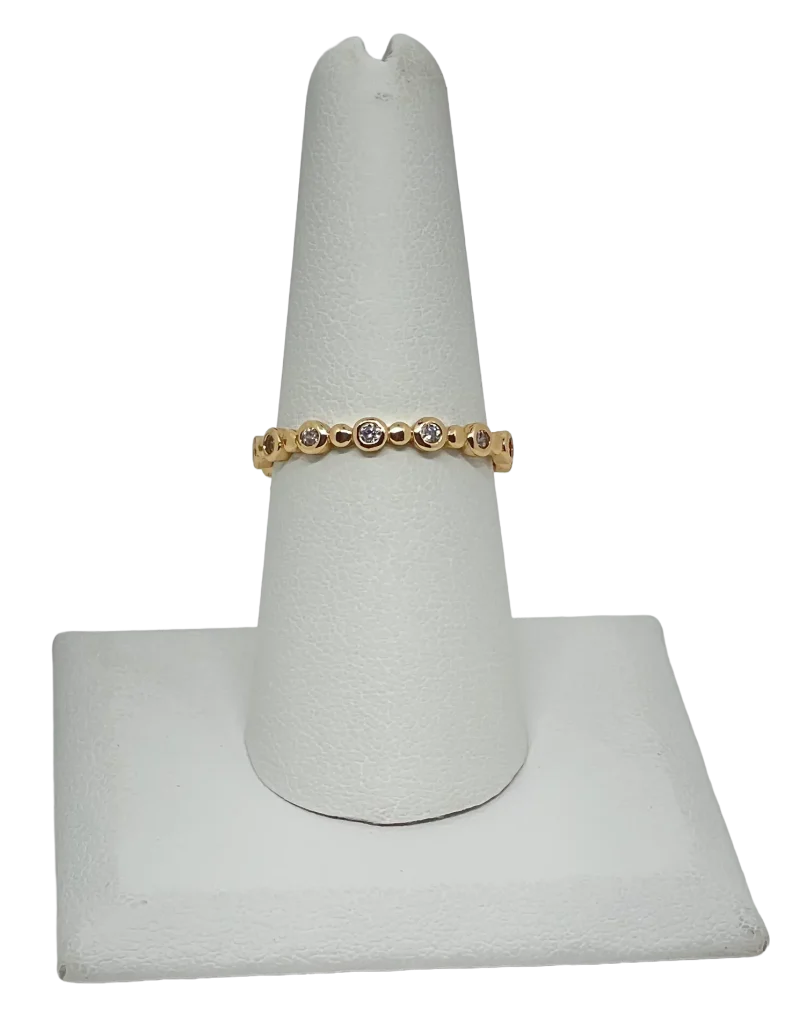 Anillo dorado de rodio con brillantito-gallery-0