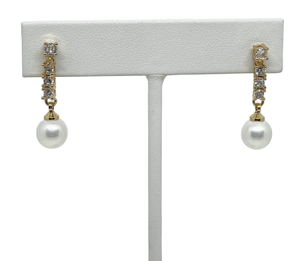 Aretes con perlas y brillantitos