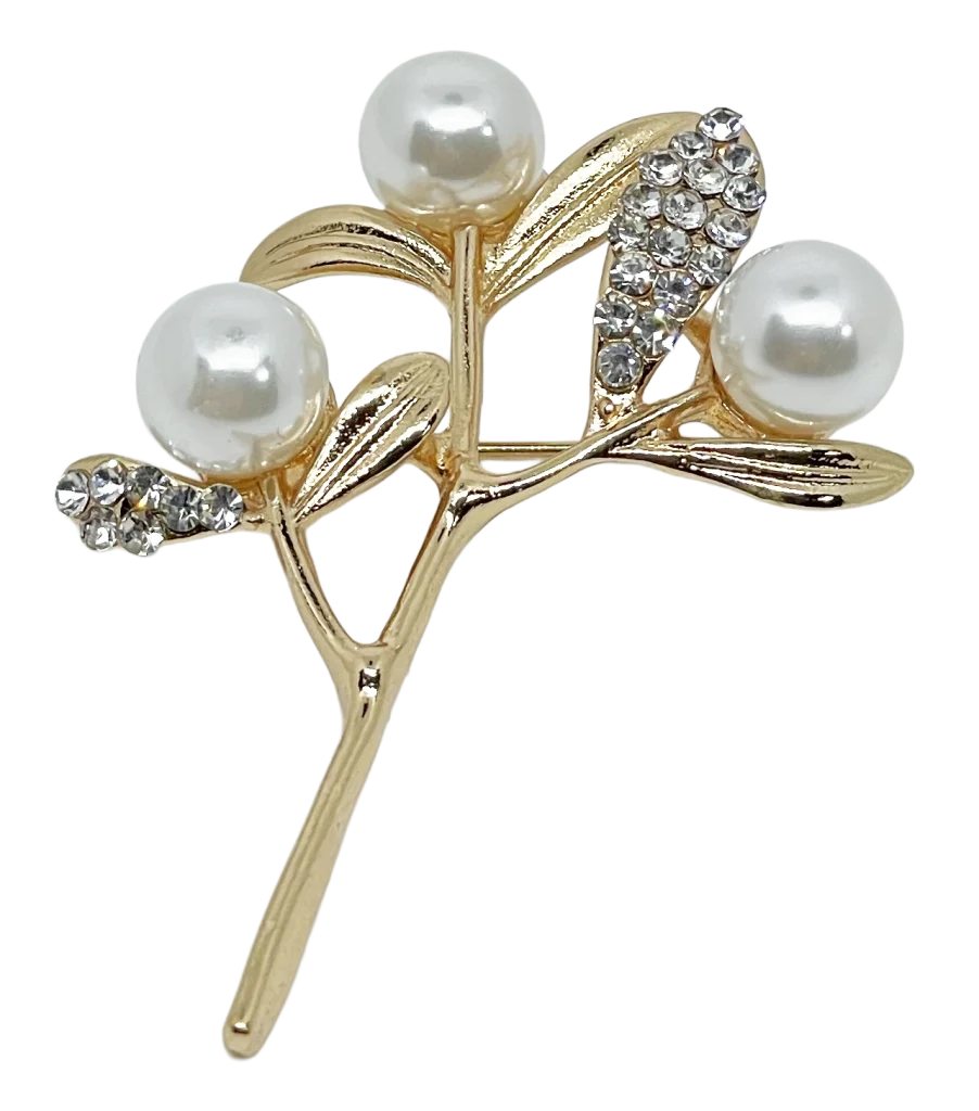 Prendedor con perlas blancas y brillantitos