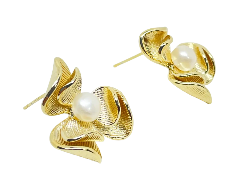 Aretes dorados de flor con perla - Chapa S925-gallery-0