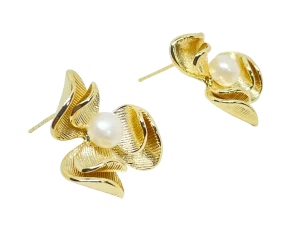 Aretes dorados de flor con perla – Chapa S925-gallery-0