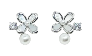 Aretes plateados de flor con perla – Chapa S925-gallery-0