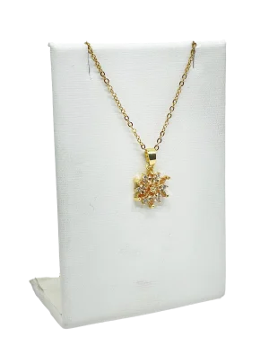 Cadena dorada de acero inoxidable con dije de flor