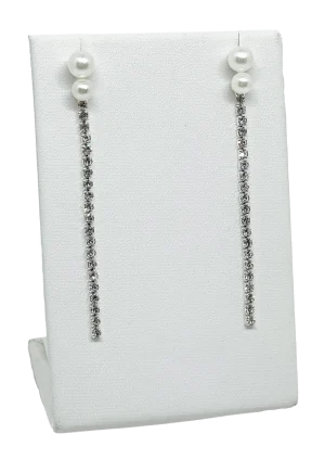Aretes plateados con brillantitos 1.5x3cm