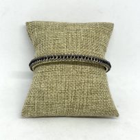 Pulsera de aro dorado con gris