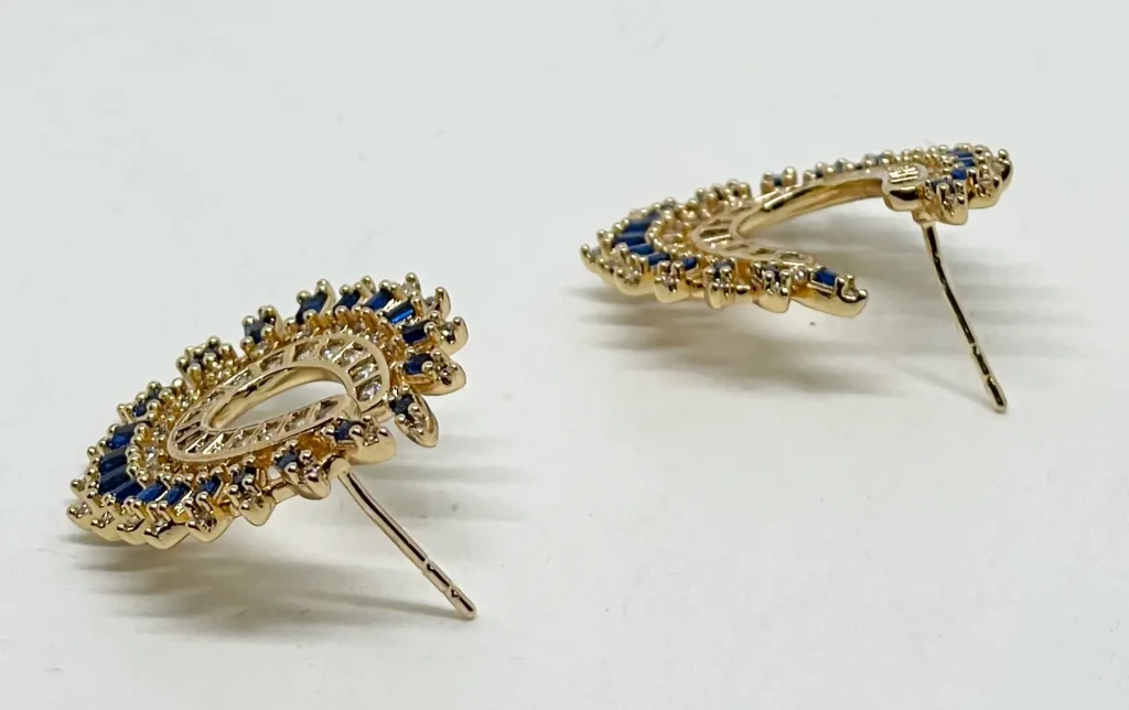 Aretes dorados de rodio con brillantitos azules-gallery-0