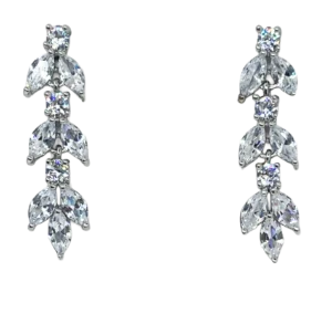 Aretes plateados de metal con brillantitos-gallery-0