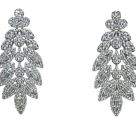 Aretes plateados de metal con brillantitos-gallery-0